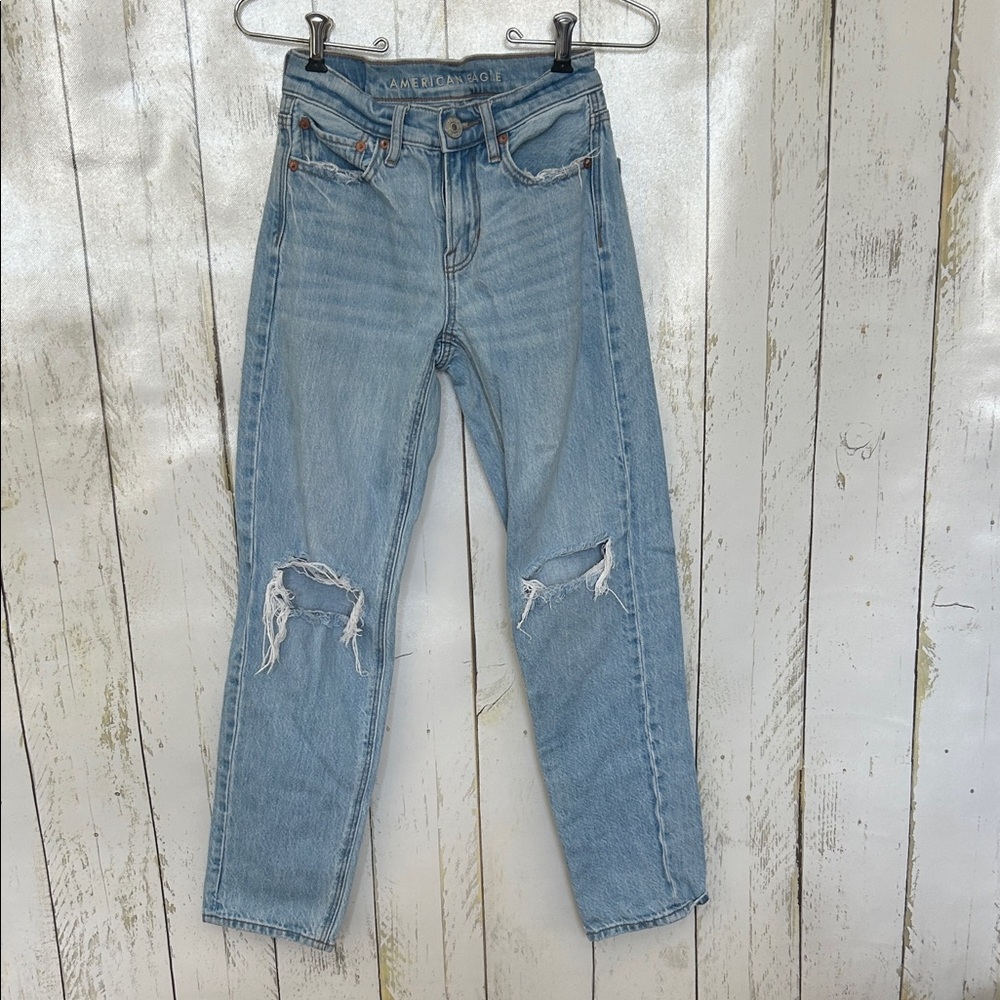 American Eagle 90’s Straight Leg Jeans